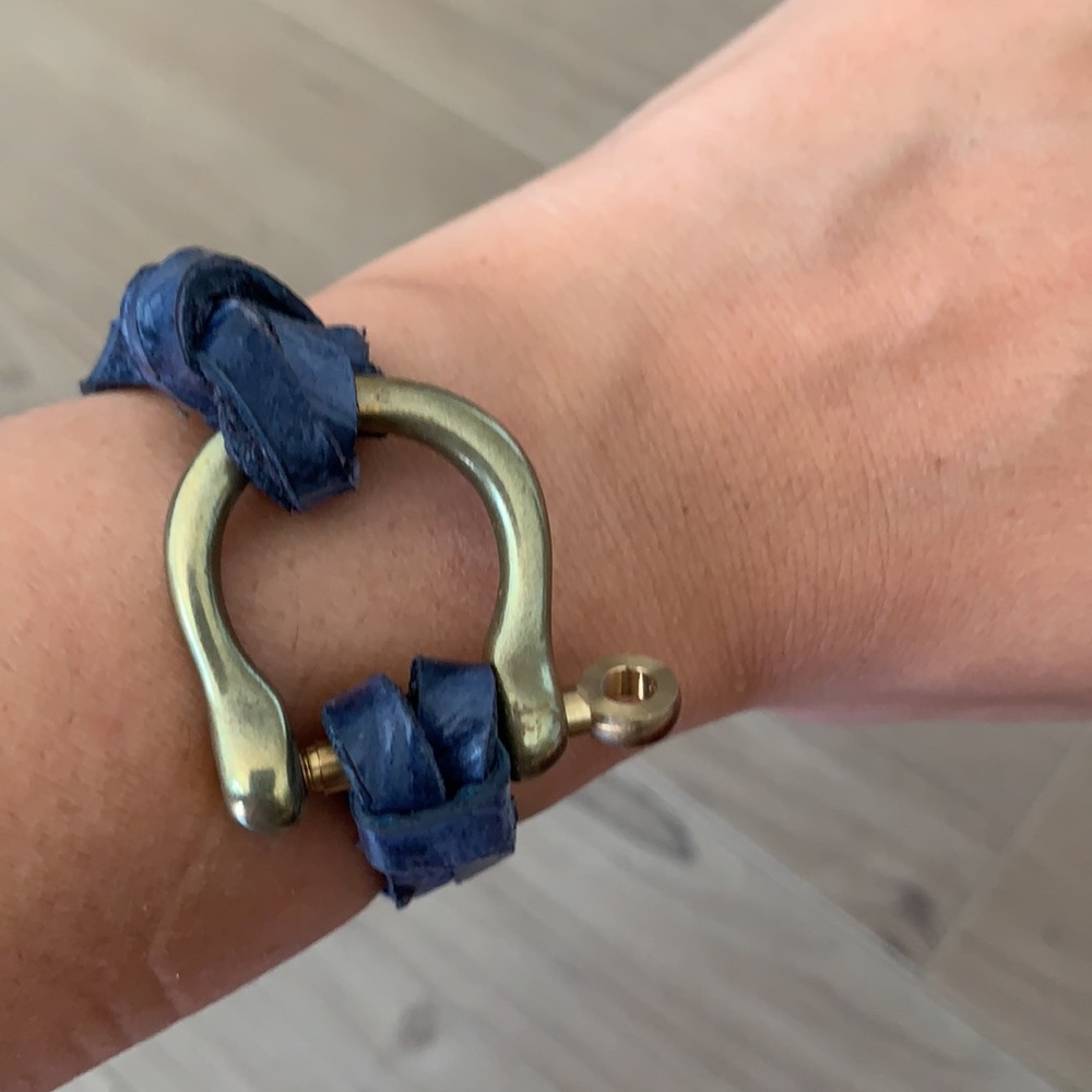 Leather brass bracelet clasp